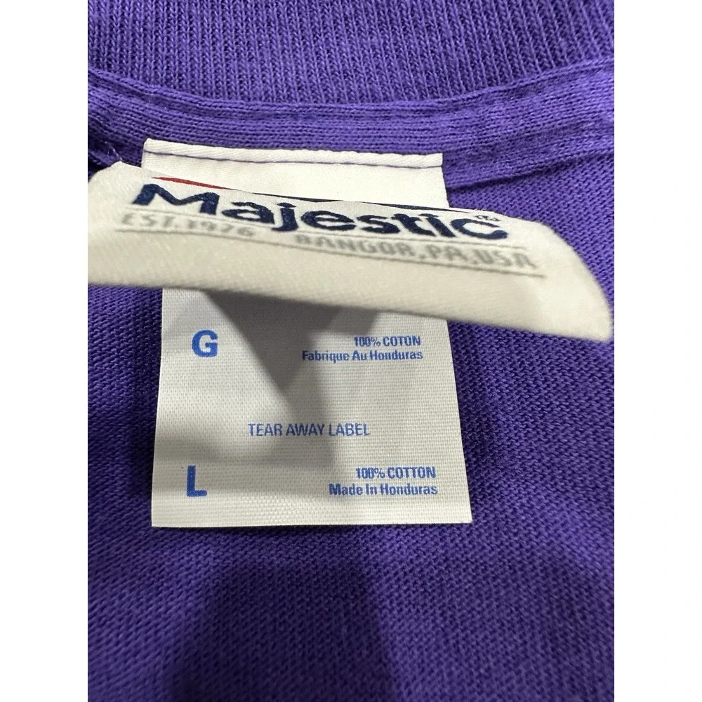 Majestic Los Angeles Lakers Men;s Purple T Shirt Size Large‎